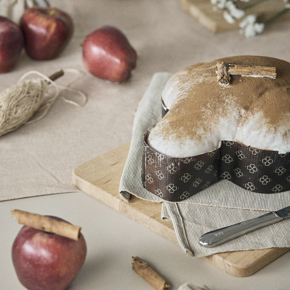 Colomba alla mela e cannella